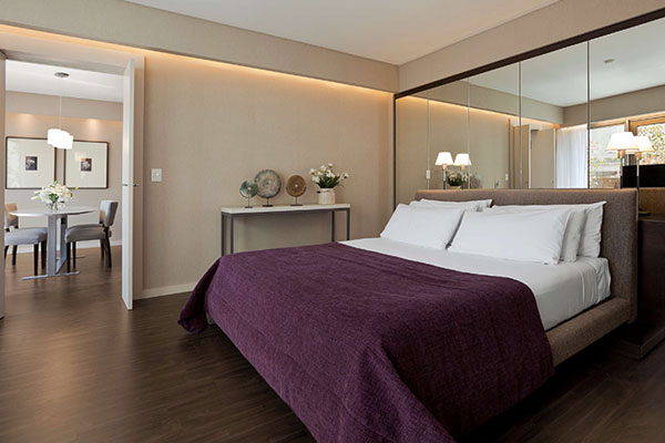 Hotel Madero guestroom