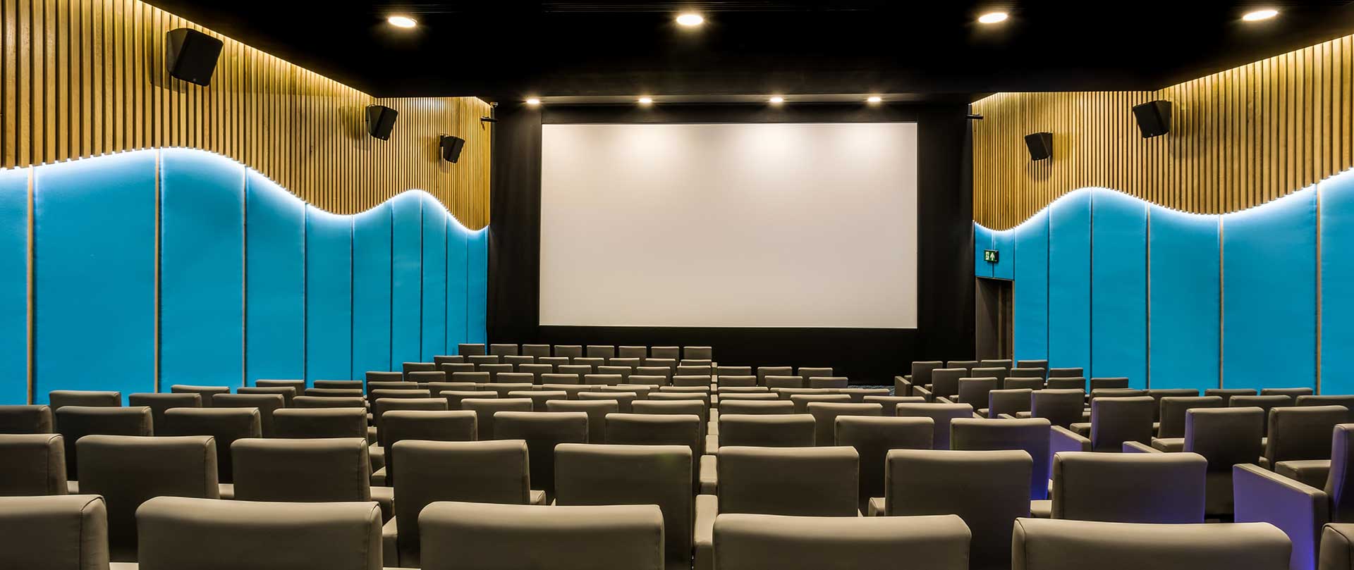 Courthouse Hotel Shoreditch Meeting Room, London