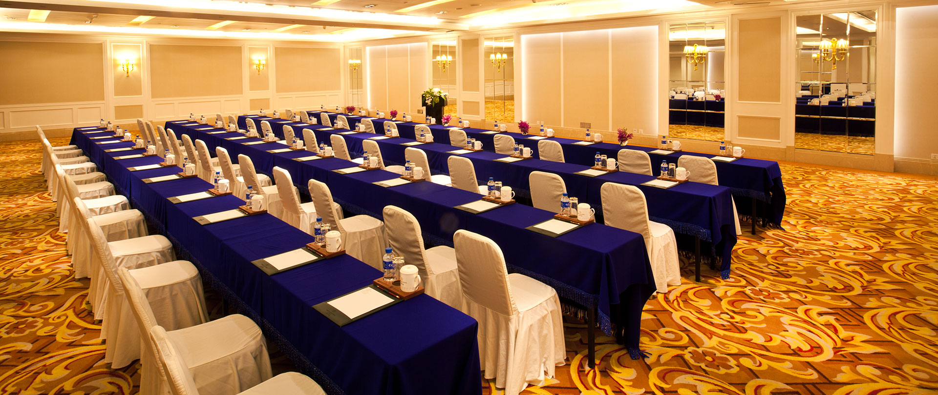 Kunming Green Lake Hotel, meeting room